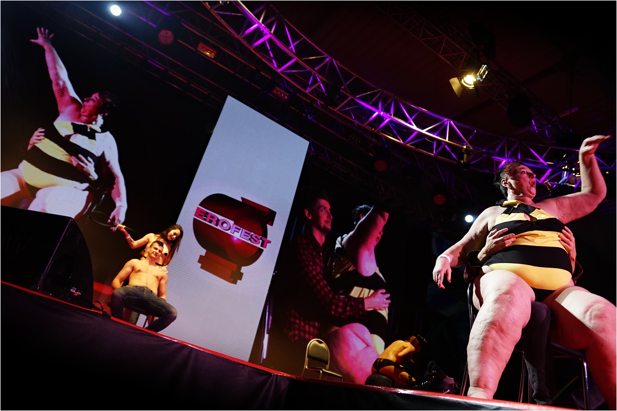 XXL strip erotický veletrh